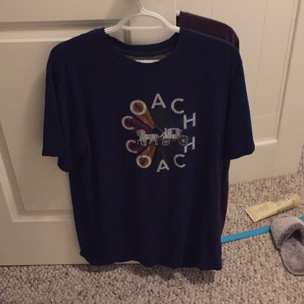 Men’s size large tee shirt